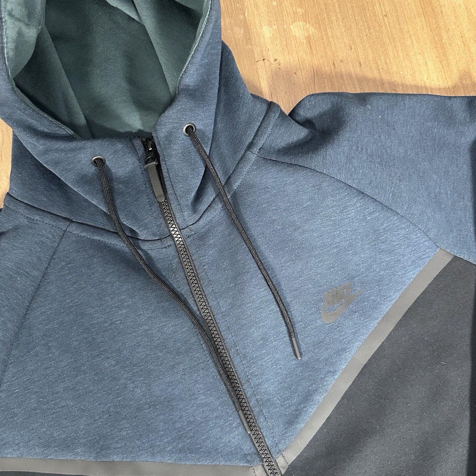 SACAI X NIKE Nike Tech Fleece Windrunner Felpa con Cappuccio Giacca Verde Giungla Nero XXL 885904 328 2XL