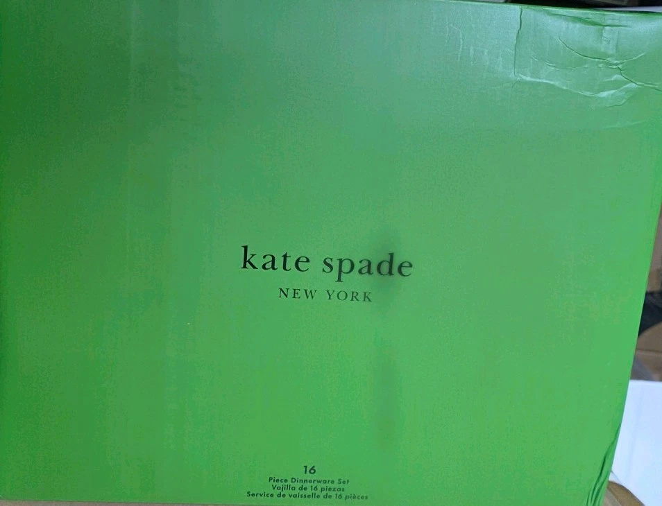 Kate Spade New York Garden Party 16-Piece Dinnerware Set Pink - Image 3 of 4