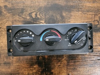 3827580C1 International PROSTAR Temp Control AC Heat HVAC - USED - OEM