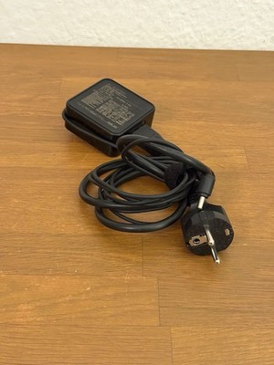ASUS ADP-65GD D Original Netzteil 19V 3.42A 65W EU