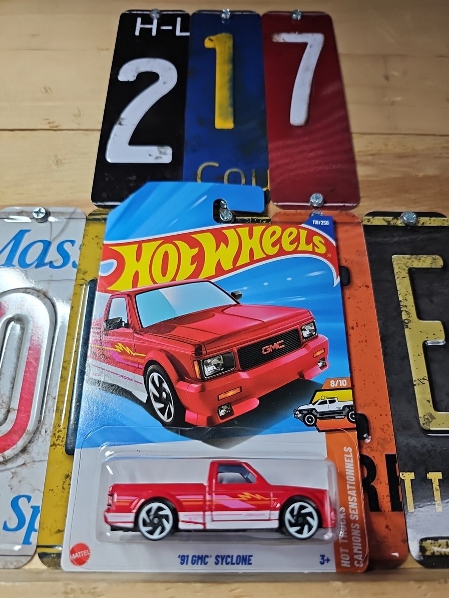 2025 Hot Wheels HW HOT TRUCKS 8/10 '91 GMC Syclone 119/250 (Red