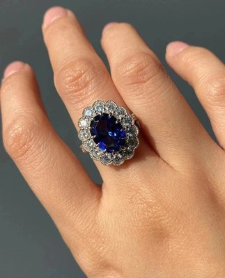 5.00 Ct Oval Cut Natural Sapphire & Diamond Anniversary Ring 14K White Gold 8