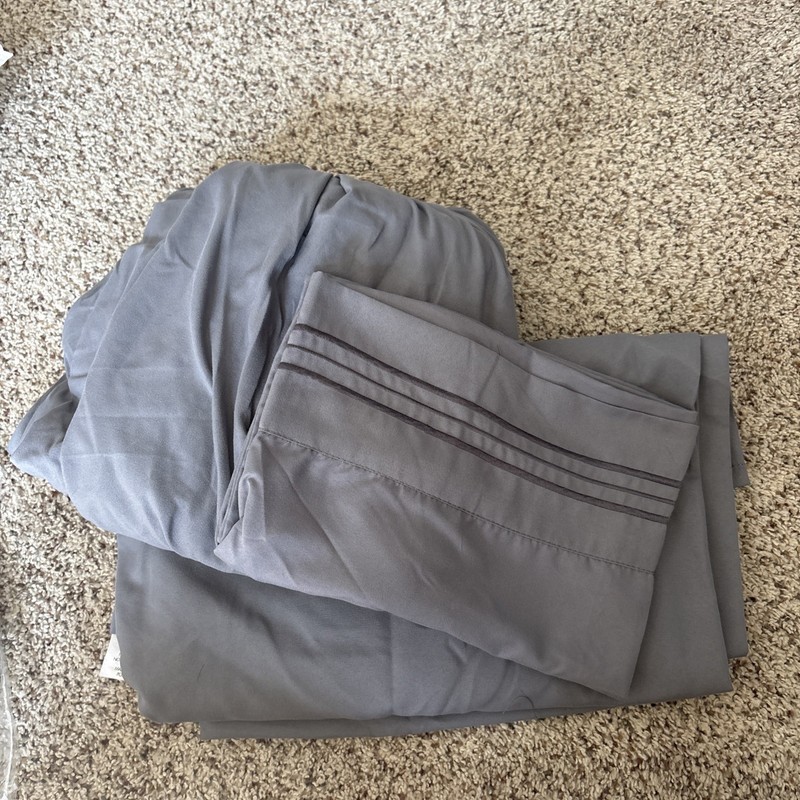 Twin XL Bed Sheets - CGK Linens - Grey - 3 pc set - Dorm Sheet Set