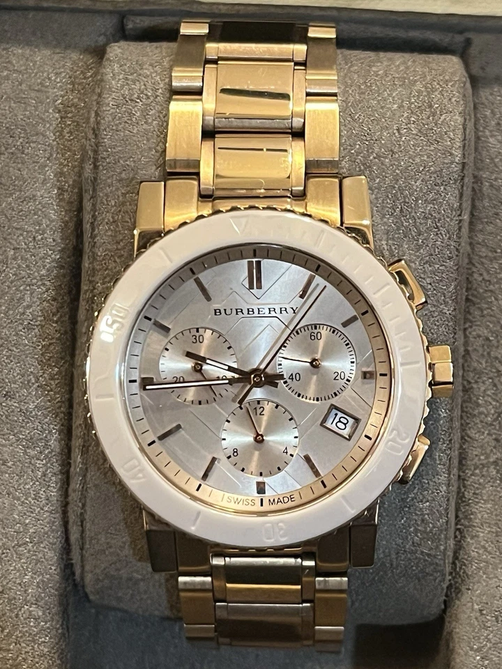 Reloj Burberry The City BU9703 oro rosa Foto 2 de 3