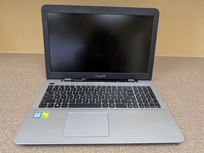 Asus X555U Laptop - Intel i5 - Nvidia Geforce 940m