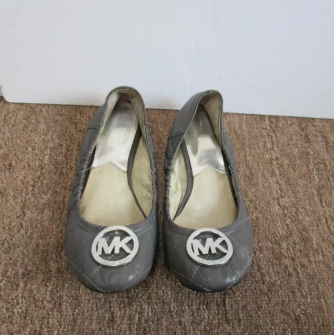 Michael Kors Leather Quilted Elastic Collar Gray Ballet Flat Shoes Size 6 1 2 M