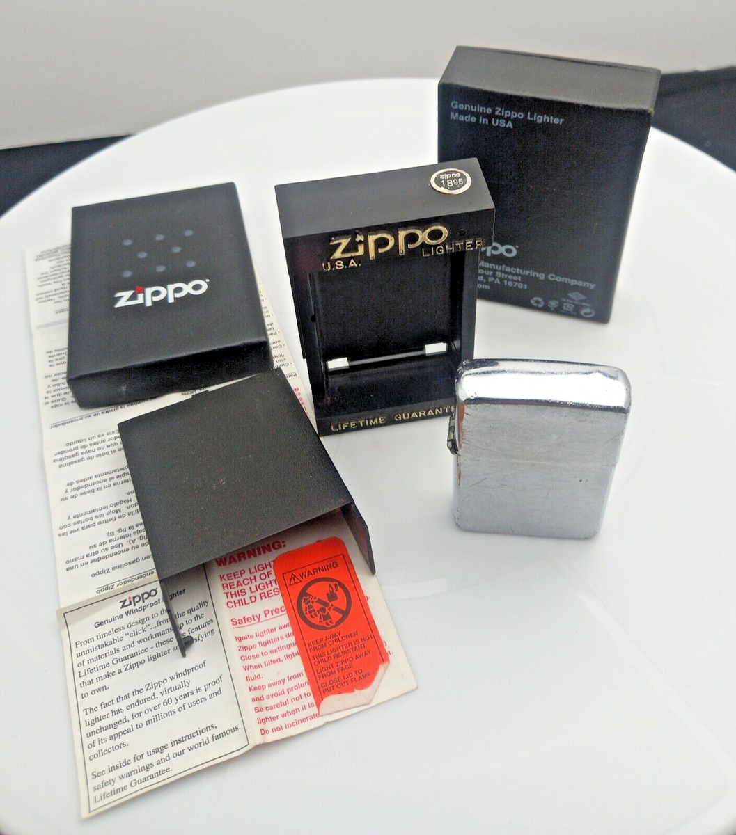 VINTAGE ZIPPO STAINLESS STEEL LIGHTER w/DOUBLE CASE VINTAGE ZIPPO STAINLESS STEEL LIGHTER w/DOUBLE CASE