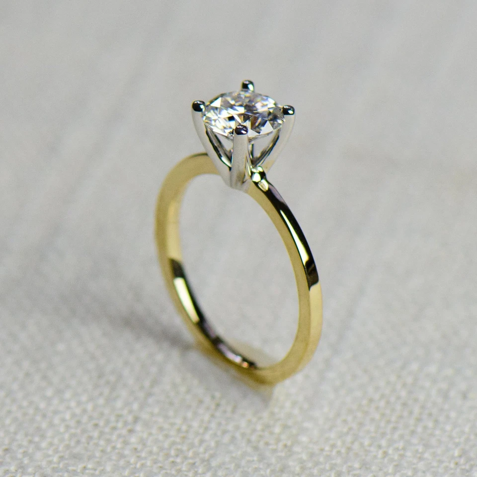 1.00 Ct Round Cut Simulated Diamond Wedding Ring 14K Real Yellow Gold Size 5.5  - Image 4 of 4