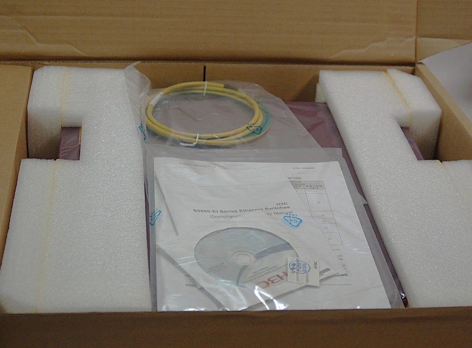 NEW H3C 48 Port Gigabit Ethernet Switch S5500-52C-PWR-EI PoE SFP - Image 2 of 4