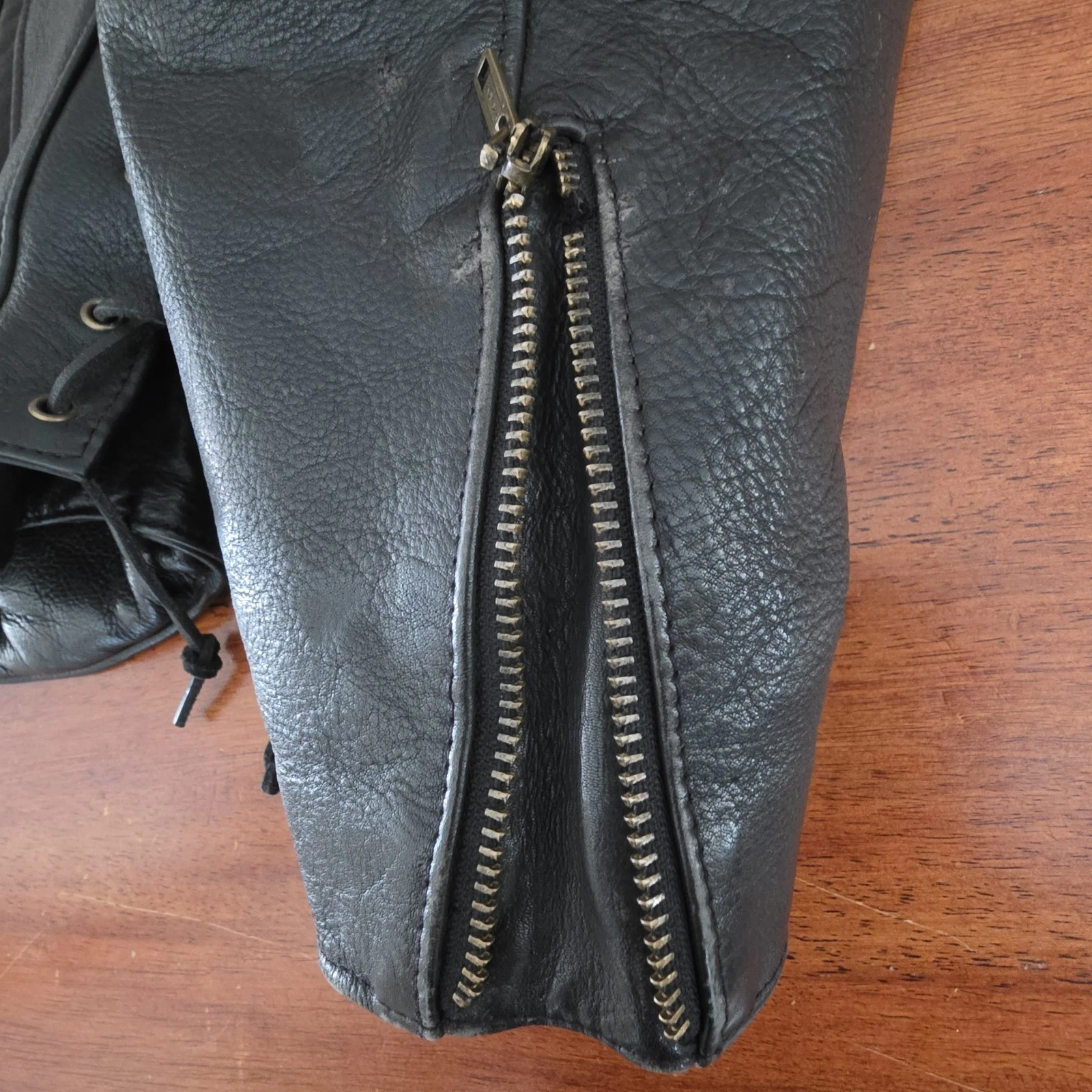 Vtg Custom Chrome Gear Large Leather Motorcycle Jacket Made In USA Talon Zippers - product detail image 16