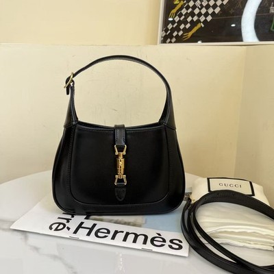 GUCCI ハンドバッグ ホーボー　レザー s-l400.jpg
