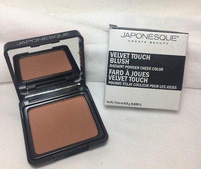 japonesque blush