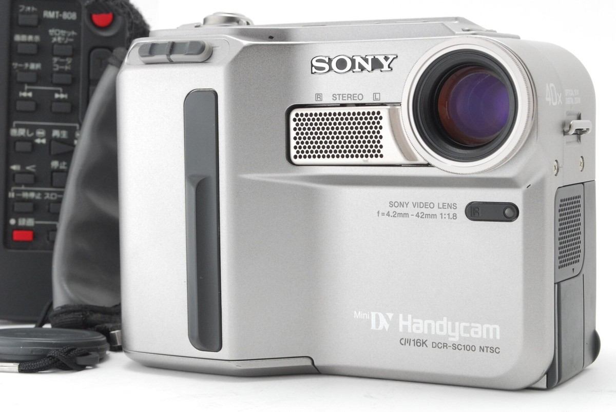 動作品◆SONY SC１００ ミニDVカメラ MINT w/Accessory】SONY DCR-SC100 Mini DV Tape Digital Video