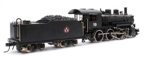 PACIFIC FAST MAIL 'HO' GAUGE HSS BLACK 4-6-0 #19 STEAM LOCOMOTIVE - Picture 3 of 5
