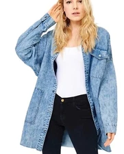 Fiore Jean Jacket Oversized Blue Distressed Denim Fray Hem Button Up Women’s S/M