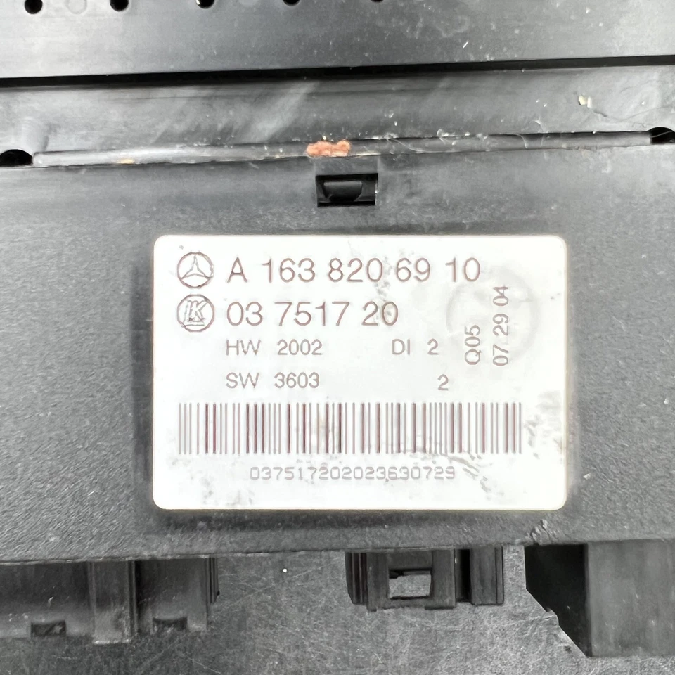 2003-2005 Mercedes Benz ML350 Center Console Shifter Bezel A1638206910 Foto 4 de 4