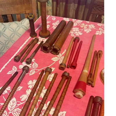 Vintage Wooden Textile Mill Bobbins Industrial Spools Primitive Weaving Lot 20pc
