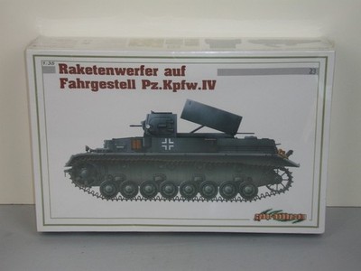 Dragon 1/35 Scale Raketenwerfer auf Fahrgestell Pz.Kpfw.IV - Factory Sealed
