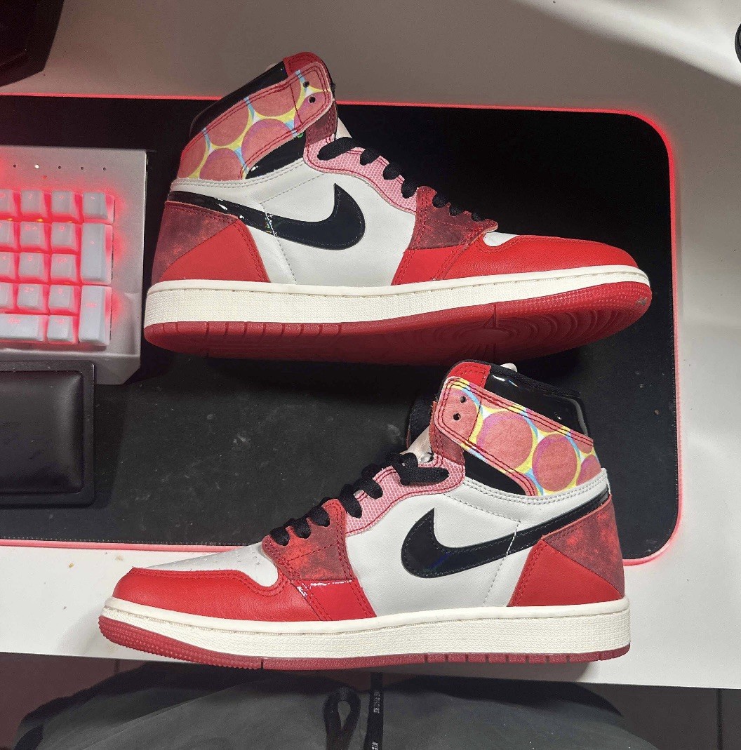 Air Jordan 1 Retro High OG 'Next Chapter'
