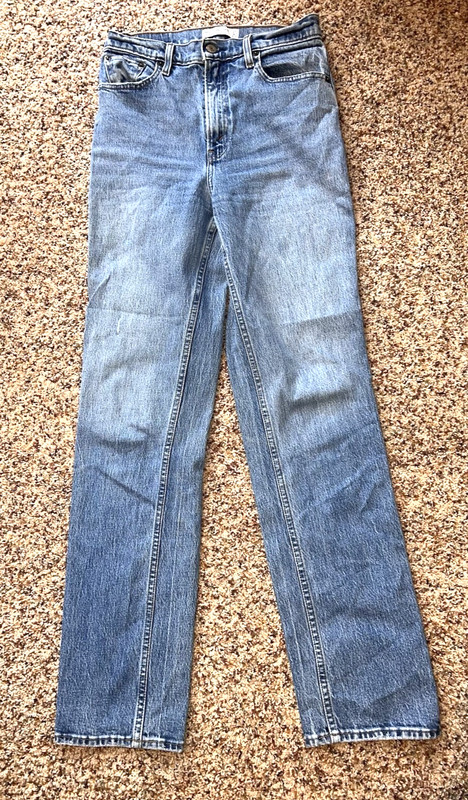 Abercrombie & Fitch women's The 90's Straight Ultra High Rise blue jeans 27/4 L
