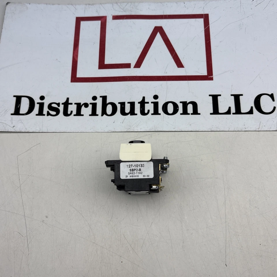 Magnetek SBP2-B Momentary On/Off 2 Button Switch - Image 2 of 4