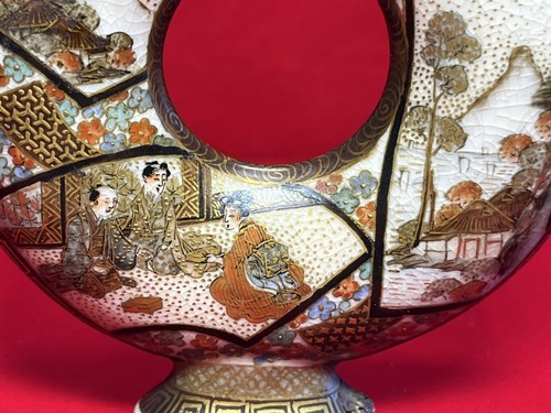 Japanese Hand-Painted Gilt Satsuma Pottery Circle Miniature Vase AS-IS - Picture 6 of 10