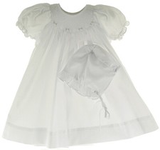 Petit Ami Dress Infant Girls White Smocked Dress & Bonnet NWT Preemie-9m