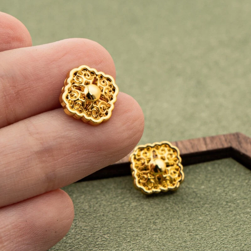 10pcs Metal Shank Square Buttons Retro Gold for Garment DIY Sewing Craft 1cm - Image 3 of 4