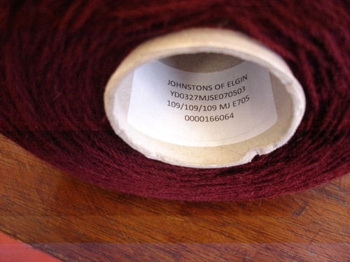 3/8wc woollen spun lambswool. 900g cone approx. WINE E705 - Picture 3 of 4