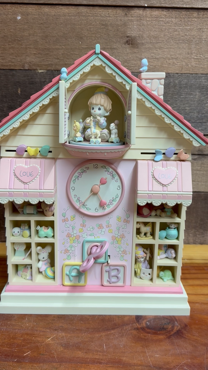 Adorable Enesco Precious Moments Toyland Windup Musical Clock