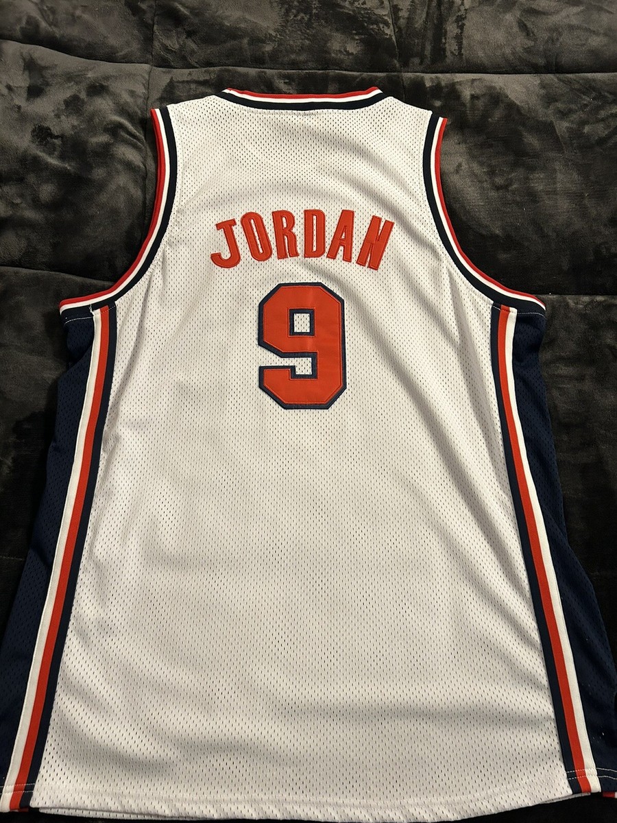 Champion Mj Jordan 92 USA Olympic Dream Team Vintage White Champion Mj Jordan 92 USA Olympic Dream Team Vintage White