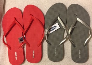 old navy red flip flops