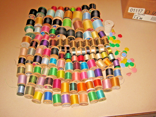 115 COATS & CLARK & BELDING SPOOLS OF THREAD FULL & PARTIAL