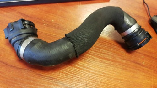 BMW 1er E81 E87 LCI E87N Diesel N47 Kühler Kühlmittel unten Schlauch 7796870