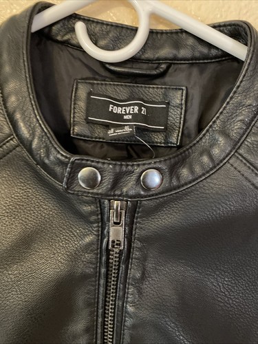 Leather Jacket Men’s Forever 21 Heavy Duty- Men’s Size XL - Picture 9 of 9