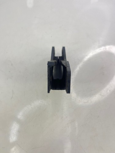 00-02 Yamaha Yz426 2002 Rear Chain Guide Inner Slider - Picture 9 of 10