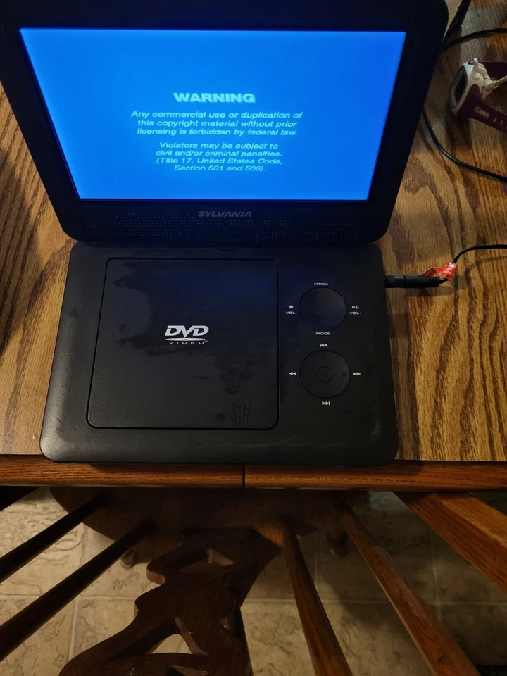 Sylvania SDVD9020B Blue 9" Portable Swivel Screen DVD Player 2 both Work Great - Image 4 of 4
