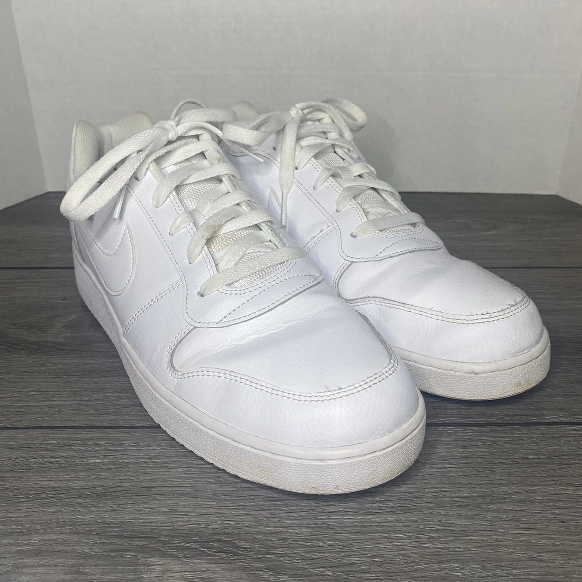 Nike ebernon low white vs cheap air force 1