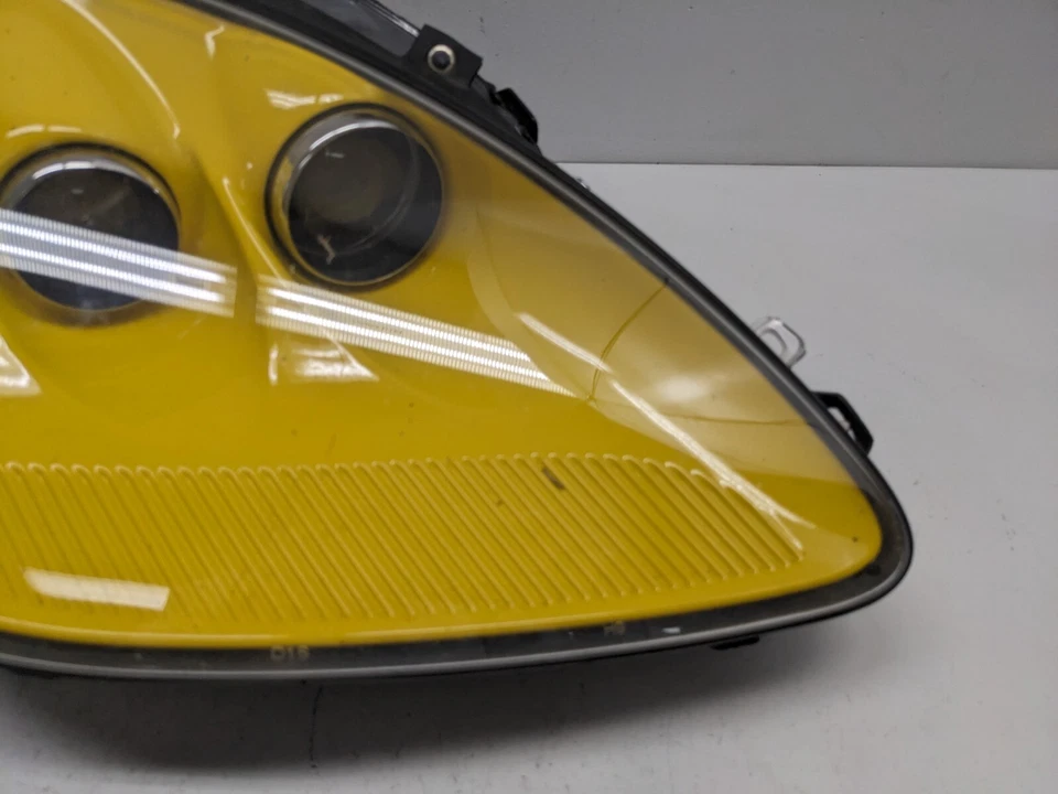 Faro delantero derecho del pasajero Chevrolet Corvette xenón 2005-2013 AN1 Foto 3 de 4