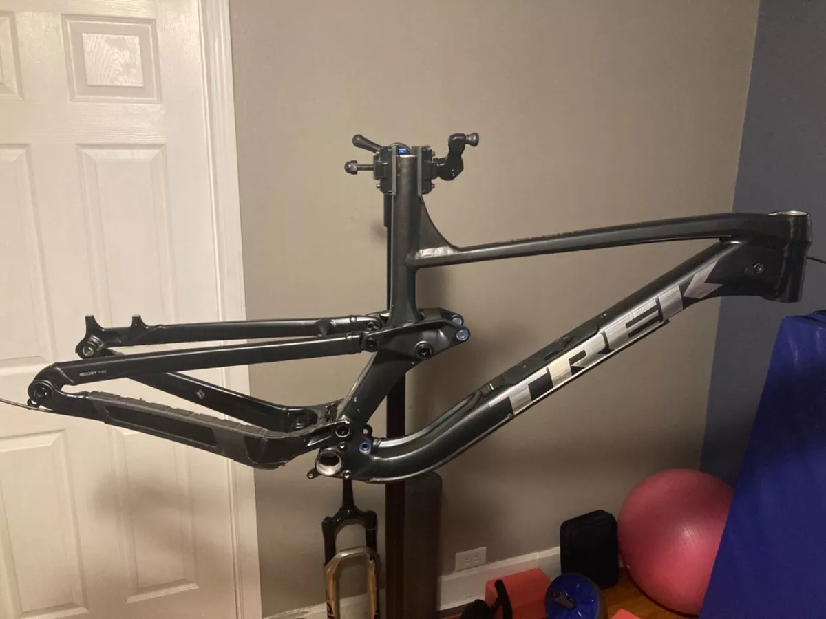 trek slash 8 frame XL 2021