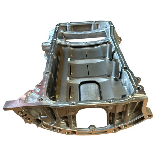 Genuine Nissan X-Trail (T30) Oil pan assembly 11110ES60B - Picture 6 of 9