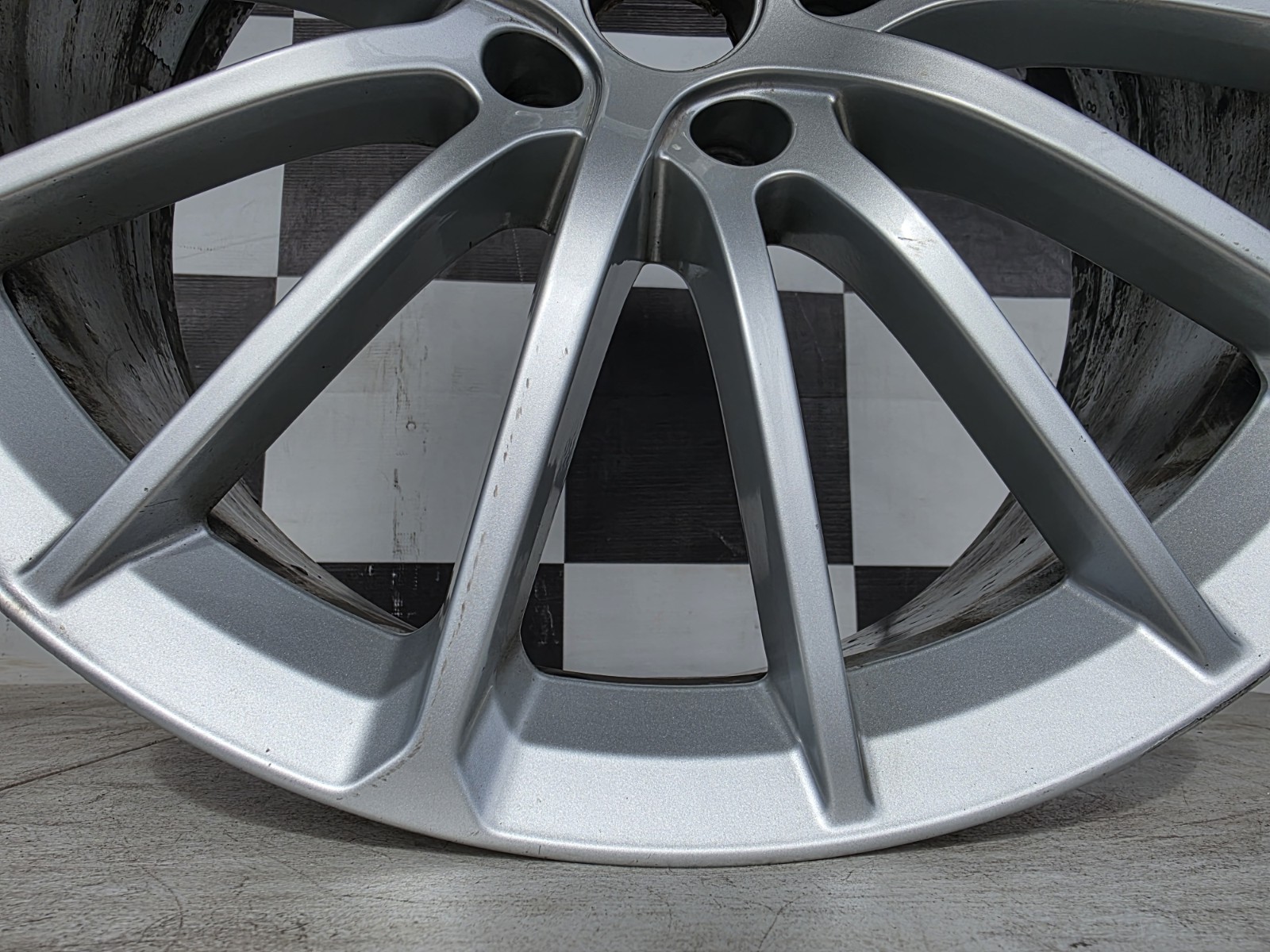 2017 2018 2019 2020 2021 McLaren 570GT 570 Wheel Rim 19x8 Used Oem 13B0953GP