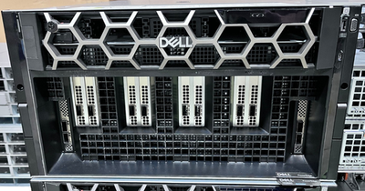Dell PowerEdge XE9680 8x A100 80GB SXM, 2x Xeon PLT 8740, 1TB DDR5