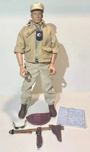 Vintage 2000 JFK JOHN KENNEDY GI JOE PT 109 Foot Locker Accessories MEDIC Hasbro
