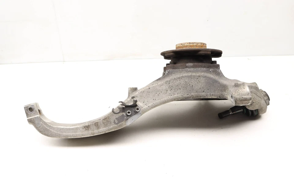 BMW 740LD XDRIVE 2015 - nudillo de husillo delantero izquierdo con cojinete de rueda 6777749 Foto 2 de 4