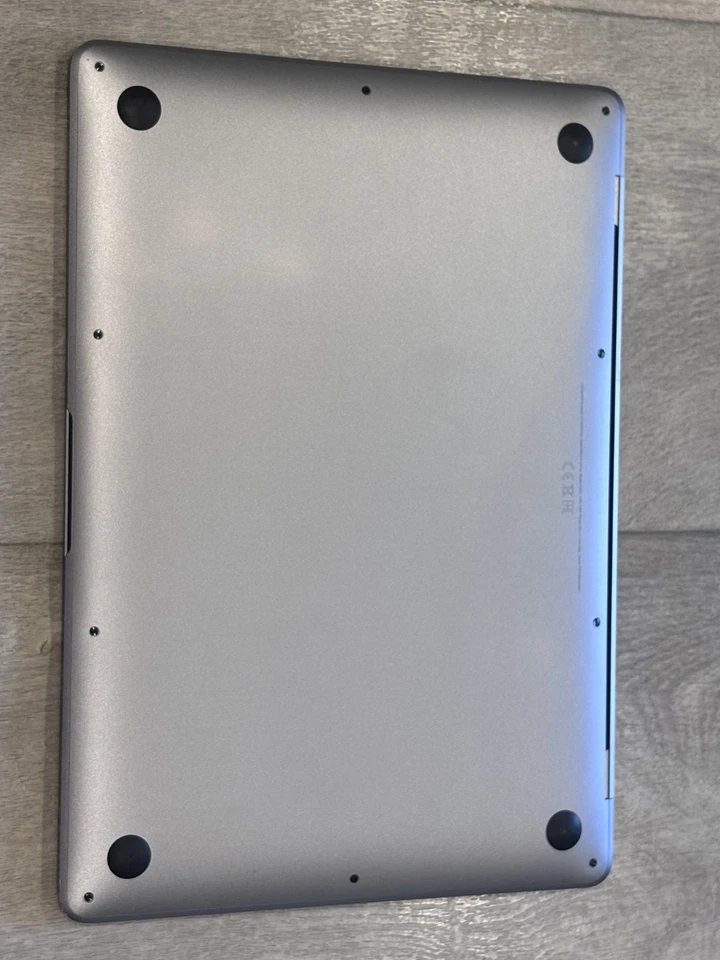 Apple MacBook Air 13" 2019 Retina (512GB SSD, 1.6 GHz Dual Core i5, 16GB RAM) - Image 2 of 4