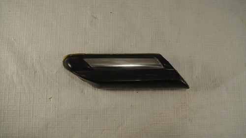 MERCEDES-BENZ 450 SEL W116 RH QUARTER FRONT TRIM MOLDING - Picture 2 of 7