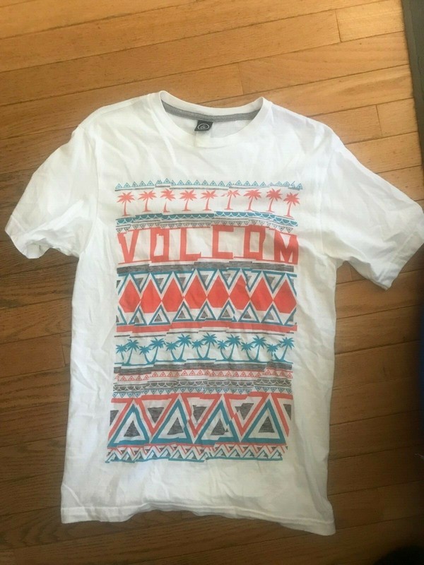 mens white volcom short sleeve t shirt small S