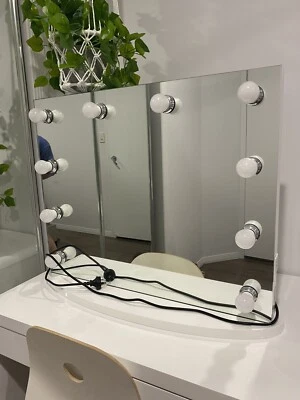 Glimmer Glow Make Up Mirror Mirrors Gumtree Australia