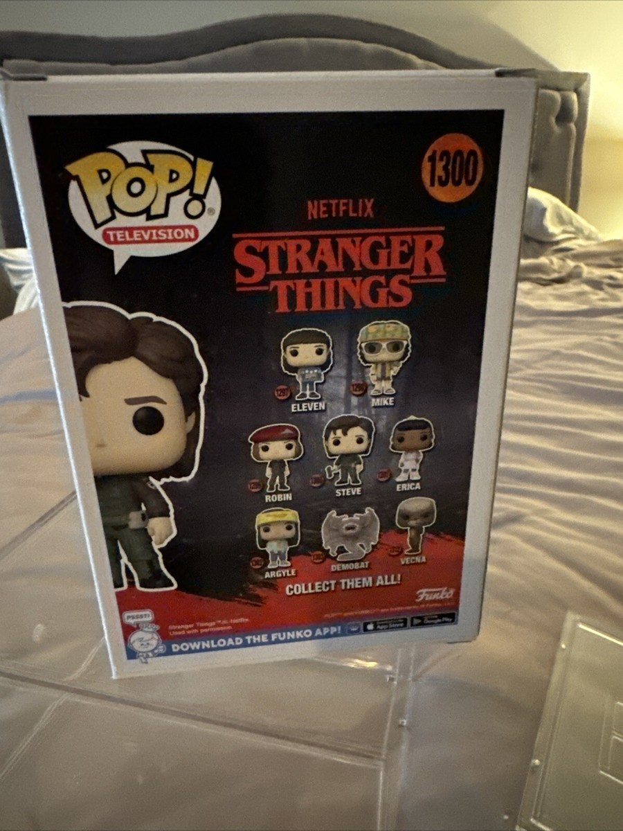 Funko POP! Signed Stranger Things Steve #1300 Joe Keery Funko POP! Signed Stranger Things Steve #1300 Joe Keery